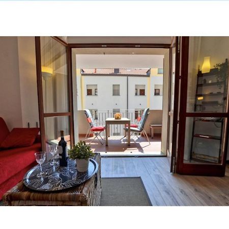 Gezellig Appartement Met Gedeeltelijk Meerzicht Acquaseria Exterior foto