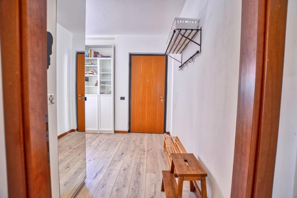 Gezellig Appartement Met Gedeeltelijk Meerzicht Acquaseria Exterior foto