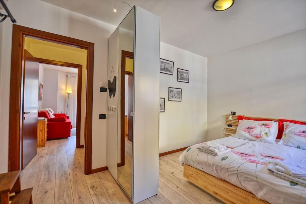 Gezellig Appartement Met Gedeeltelijk Meerzicht Acquaseria Exterior foto