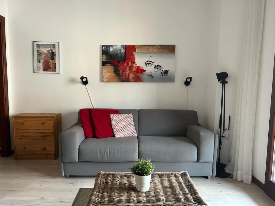 Gezellig Appartement Met Gedeeltelijk Meerzicht Acquaseria Exterior foto